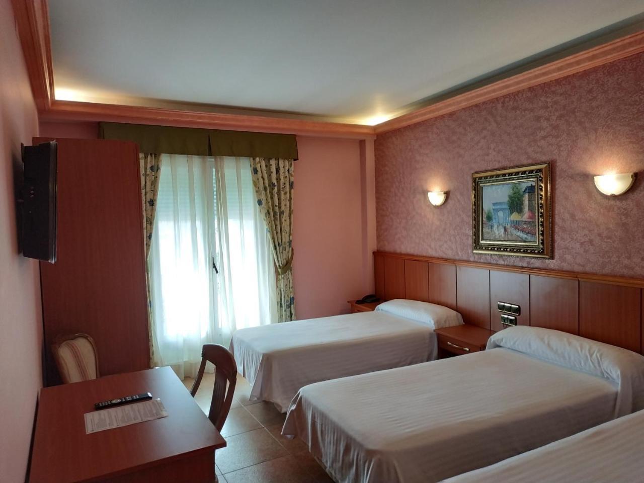 Hotel Real De Castilla Tordesillas Zewnętrze zdjęcie